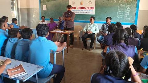 திருஇருதய மேல்நிலைப் பள்ளியில் நடைபெற்ற கருத்தரங்கு.