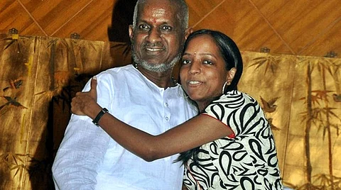 தனது மகள் பவதாரிணியுடன் இளையராஜா