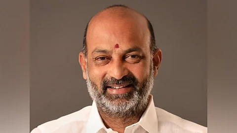 மத்திய உள்துறை இணையமைச்சா் பண்டி சஞ்சய் குமாா்