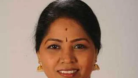 எம்.பி. ஆா். சுதா