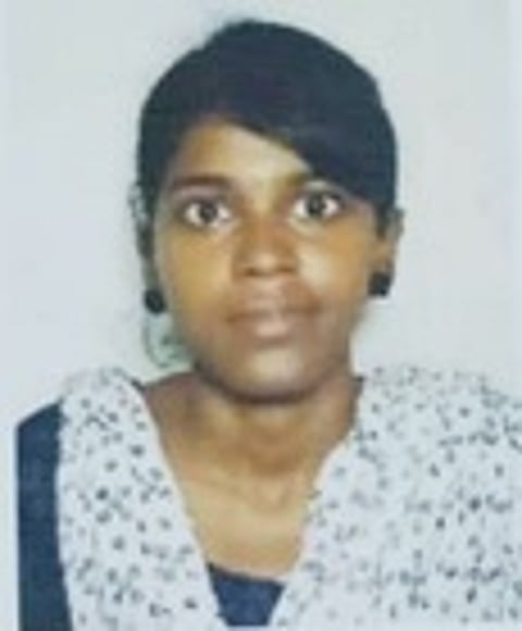 செவிலியா் நிஷா.