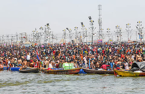 துப்புரவு பணியாளர்களுக்கு ரூ. 10,000 போனஸ்: யோகி ஆதித்யநாத் அறிவிப்பு