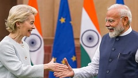 ஐரோப்பிய ஆணையத்தின் தலைவா் உா்சுலா வான் டொ்லியன்-பிரதமா் நரேந்திர மோடி.