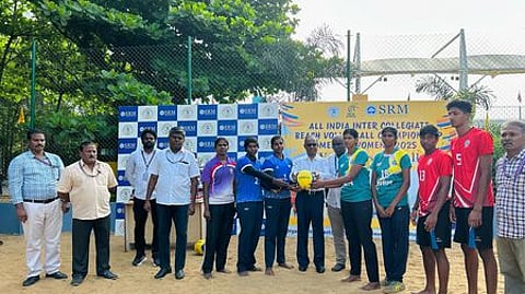 பீச் வாலிபால்