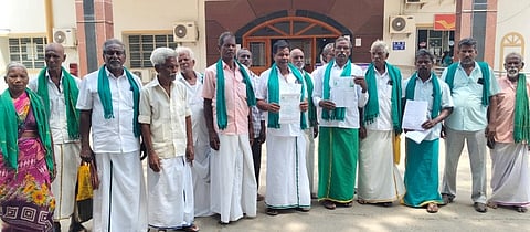 புயல் நிவாரண நிதி: விரைந்து வழங்க விவசாயிகள் வலியுறுத்தல்