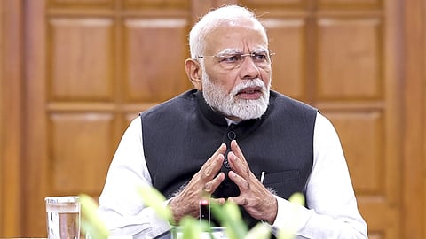 கூட்டுறவுத் துறை - பிரதமா் தலைமையில் ஆய்வுக் கூட்டம்