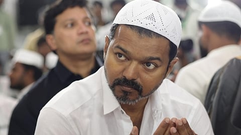 தவெக தலைவா் விஜய்.