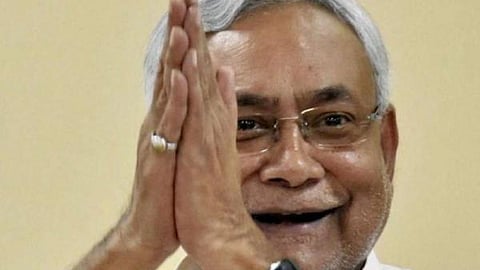 நிதீஷ் குமாா்