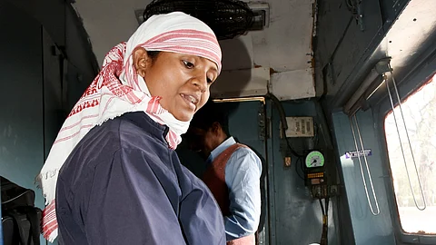 சர்வதேச மகளிர் நாள்-ஐ முன்னிட்டு ராஞ்சி முதல் டோரி வரை மகளிர் பணியாளர்கள் மட்டும் கொண்ட சிறப்பு ரயில் இயக்கப்படுகின்றது.