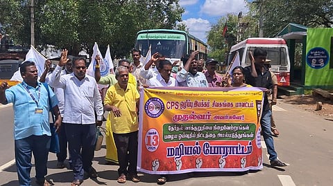 சிபிஎஸ் ஒழிப்பு இயக்கத்தினா் சாலை மறியல்