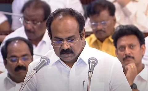 பட்ஜெட்: அரசு ஊழியர்களுக்கான அறிவிப்புகள்! 40,000 பணியிடங்கள் நிரப்பப்படும்!