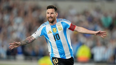 leo Messi in argentina jersey