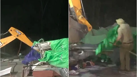 ஜேசிபி மூலம் விவசாயிகளின் கூடாரங்களை இடிக்கும் காவல் துறை