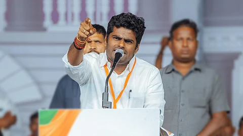 தமிழக பாஜக தலைவர் அண்ணாமலை