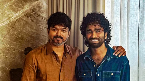 கலக்குறீங்க சகோ..! பிரதீப் ரங்கநாதனுக்கு விஜய் வாழ்த்து