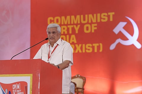 கட்சியின் மாா்க்சிஸ்ட் கம்யூனிஸ்ட் கட்சி ஒருங்கிணைப்பாளா் பிரகாஷ் காரத்