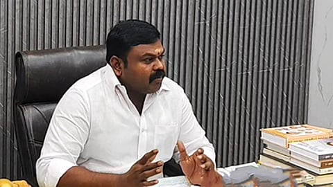 மக்களவைத் தொகுதி மறுசீரமைப்பு என்ற பெயரில்
தென் மாநிலங்களை வஞ்சிக்க நினைக்கிறது மத்திய அரசு!
- எம்.எல்.ஏ. குற்றச்சாட்டு