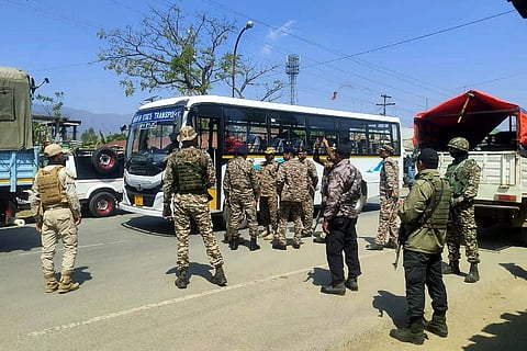 மணிப்பூா்: மைதேயி, குகி சமூகப் பிரதிநிதிகளுடன் மத்திய அரசு அமைதிப் பேச்சு