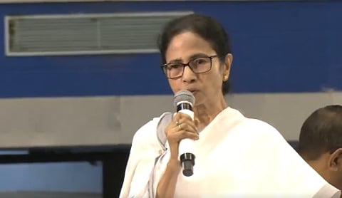 மேற்குவங்க முதல்வர் மமதா பானர்ஜி