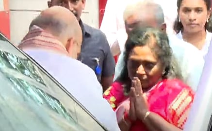 தமிழிசையின் வீட்டிற்குச் சென்று ஆறுதல் கூறிய அமித் ஷா!