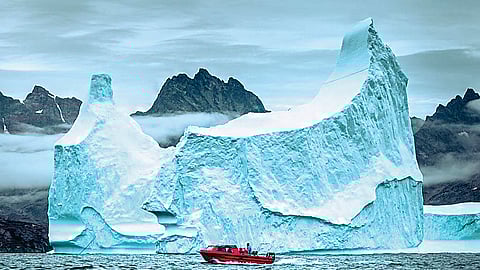 உலகின் உச்சி...