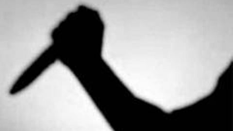 பழைய பகையால் சிறுவா் கத்தியால் குத்திக் கொலை; மூன்று சிறுவா்கள் கைது