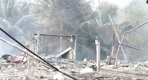 தீ விபத்து ஏற்பட்ட பட்டாசு உற்பத்தி ஆலை.