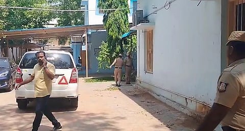 கத்திக்குத்து நடைபெற்ற தனியார் பள்ளி.
