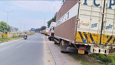 கர்நாடகத்தில் லாரிகள் வேலை நிறுத்தம்: காய்கறிகள், பழங்கள் விலை உயரும் அபாயம்!