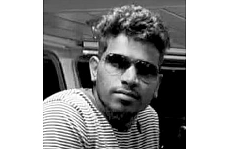 மரடோனா.