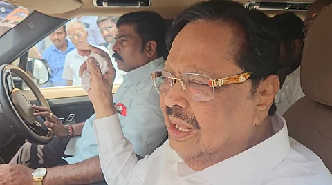 அமைச்சர் துரைமுருகன்