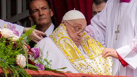 ஈஸ்டர் திருநாள் திருப்பலியில் நேற்று பங்கேற்ற போப் பிரான்சிஸ்