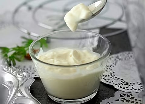 பச்சை முட்டையில் இருந்து தயாரிக்கப்படும் மயோனைஸ்