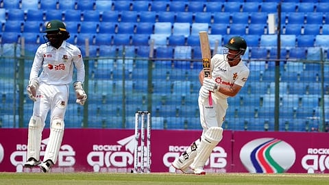 தைஜுல் இஸ்லாம் அபார பந்துவீச்சு; முதல் நாளில் ஜிம்பாப்வே 227 ரன்கள் குவிப்பு!