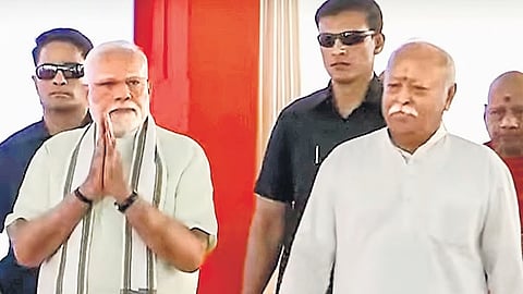 நரேந்திர மோடி - மோகன் பாகவத்