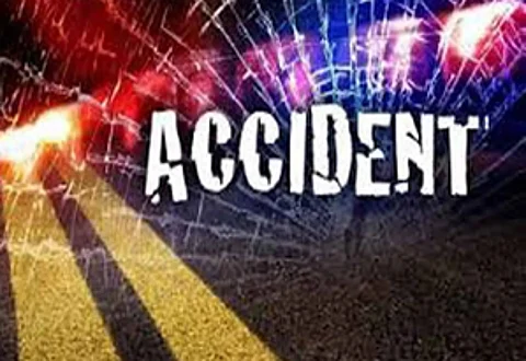 Six constables injured as police vehicle hits divider on Prayagraj-Lucknow highway