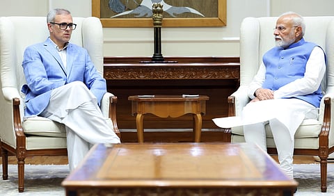 பிரதமர் மோடி-ஒமர் அப்துல்லா.