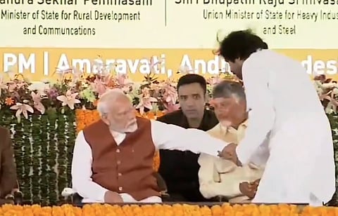 பிரதமர் மோடி-பவன் கல்யாண்.