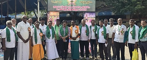 தொடக்க நிகழ்ச்சியில் கலந்து கொண்ட இயற்கை விவசாயிகள்.