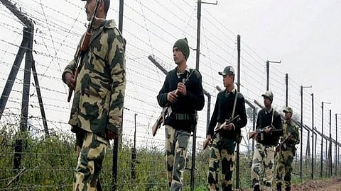 எல்லை பாதுகாப்புப் பணியில் வீரர்கள்