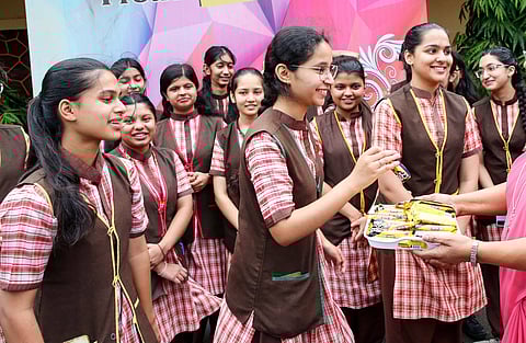 10ஆம் வகுப்பு தேர்வு முடிவு: சிவகங்கை முதலிடம்!