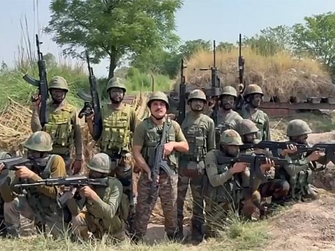 ஒருமனதாக தீா்மானம் தேவை!