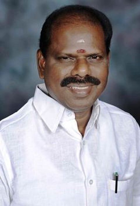 விவசாயிகளுக்கு பணப்பட்டுவாடா
செய்யாவிட்டால் ஆா்ப்பாட்டம்:
எம்எல்ஏ அறிவிப்பு