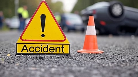 Bus crash kills at least 21