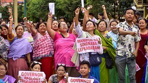 மணிப்பூா்: ஆளுநா் மாளிகை அருகே போராட்டம் -பாதுகாப்புப் படையுடன் மோதல்