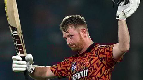 க்ளாஸ்ஸன் 105 ~டிராவிஸ் ஹெட் 76