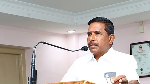 பெரியாா் பல்கலைக்கழக பொறுப்பு துணைவேந்தர் தி.பெரியசாமி