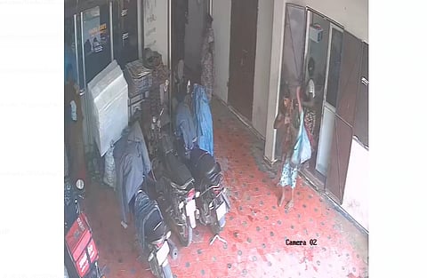 சிசிடிவி காட்சிகள்