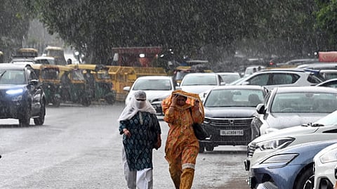 சென்னையில் பலத்த மழை! இரவு 10 மணி வரை நீடிக்கும்...