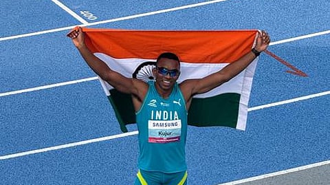 அனிமேஷ் குஜூா்